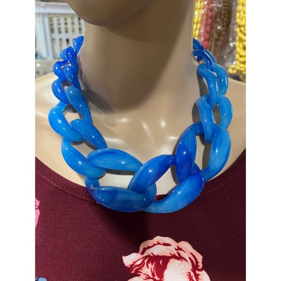 Acrylic necklace , chunky blue large link chain big acrylic chain necklace - Picture 8 of 10